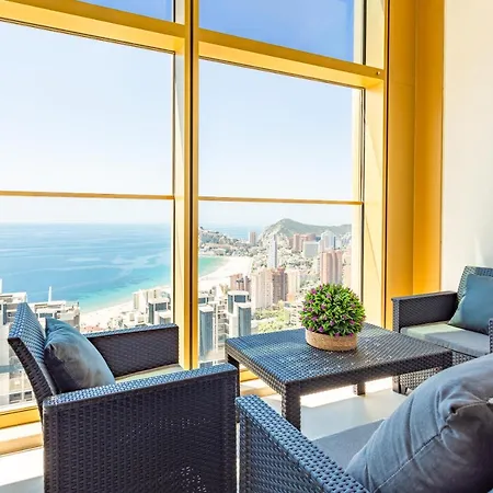Intempo Sky 252 Apartment *